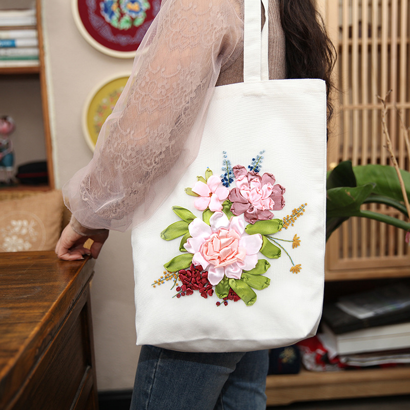 Hecho a mano DIY cinta bordada bolsa de lona Lu bordado solo hombro bolso tridimensional bordado flor lienzo mujer bolsa grande