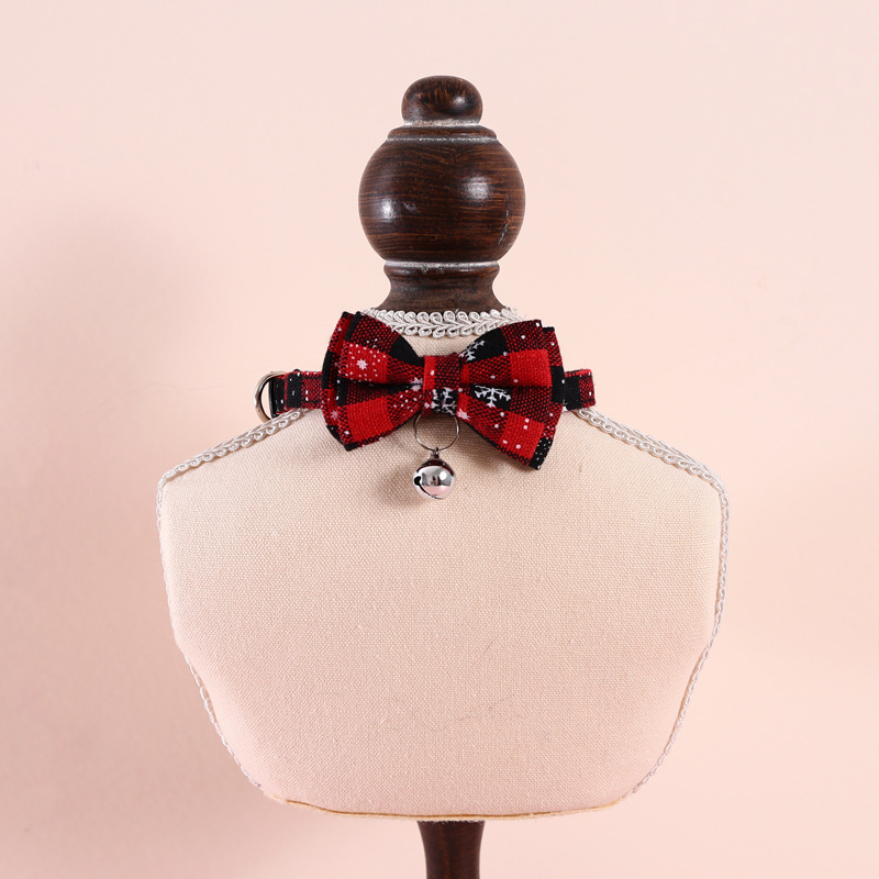 Pet ajustable anti-asfixia arco de doble capa copo de nieve cuadrícula collar de Navidad gatos perros campana accesorios collar