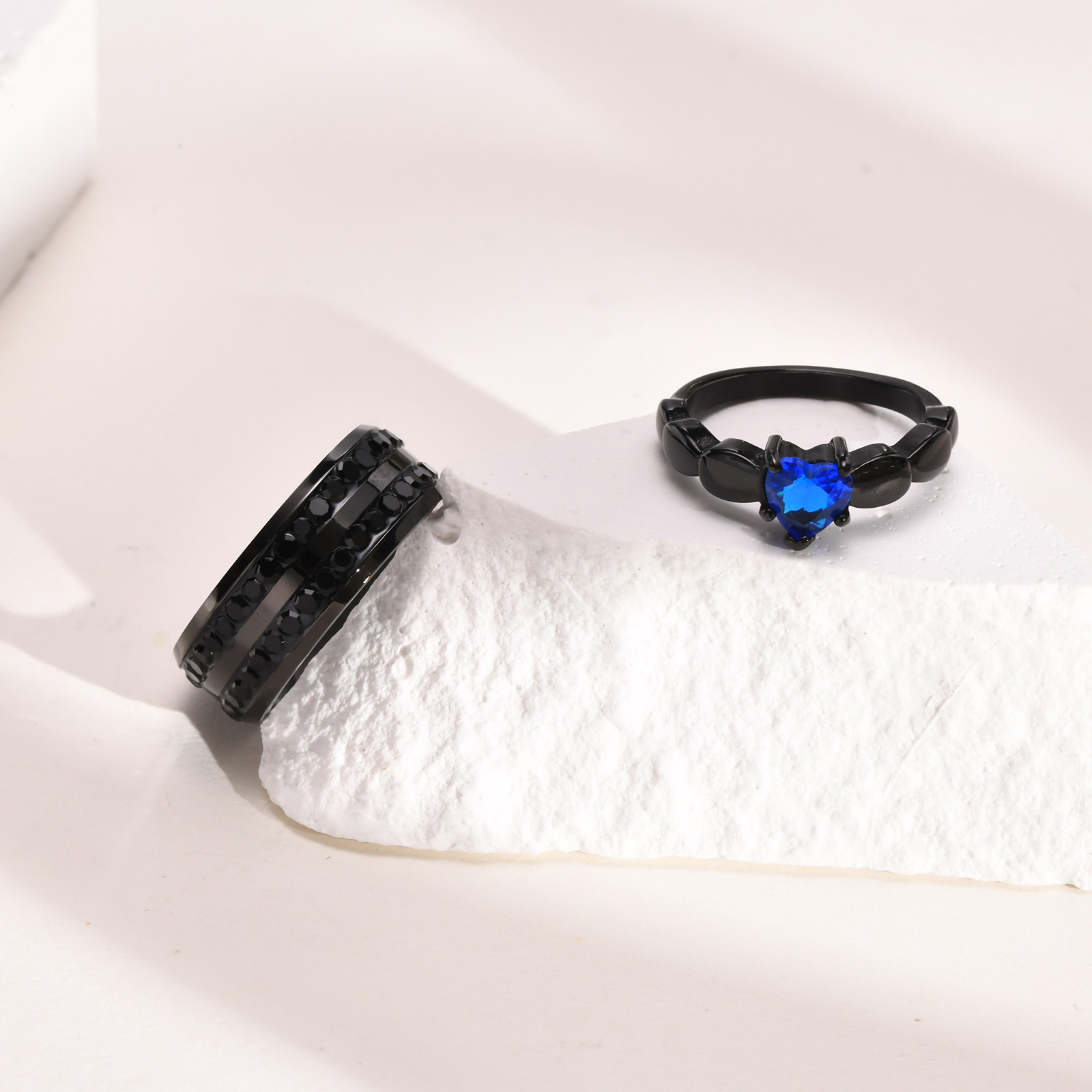 7g Weight Zircon Inlay Material Rings Classification 5, 6, 7 Ring Size Daily Occasion 304 Stainless Steel Material Heart Shape Pattern Couple Gender Inlay Design Simple Style Style Simple Style Heart Shape Titanium Steel Rings Inlay Zircon Stainless Steel Rings 3