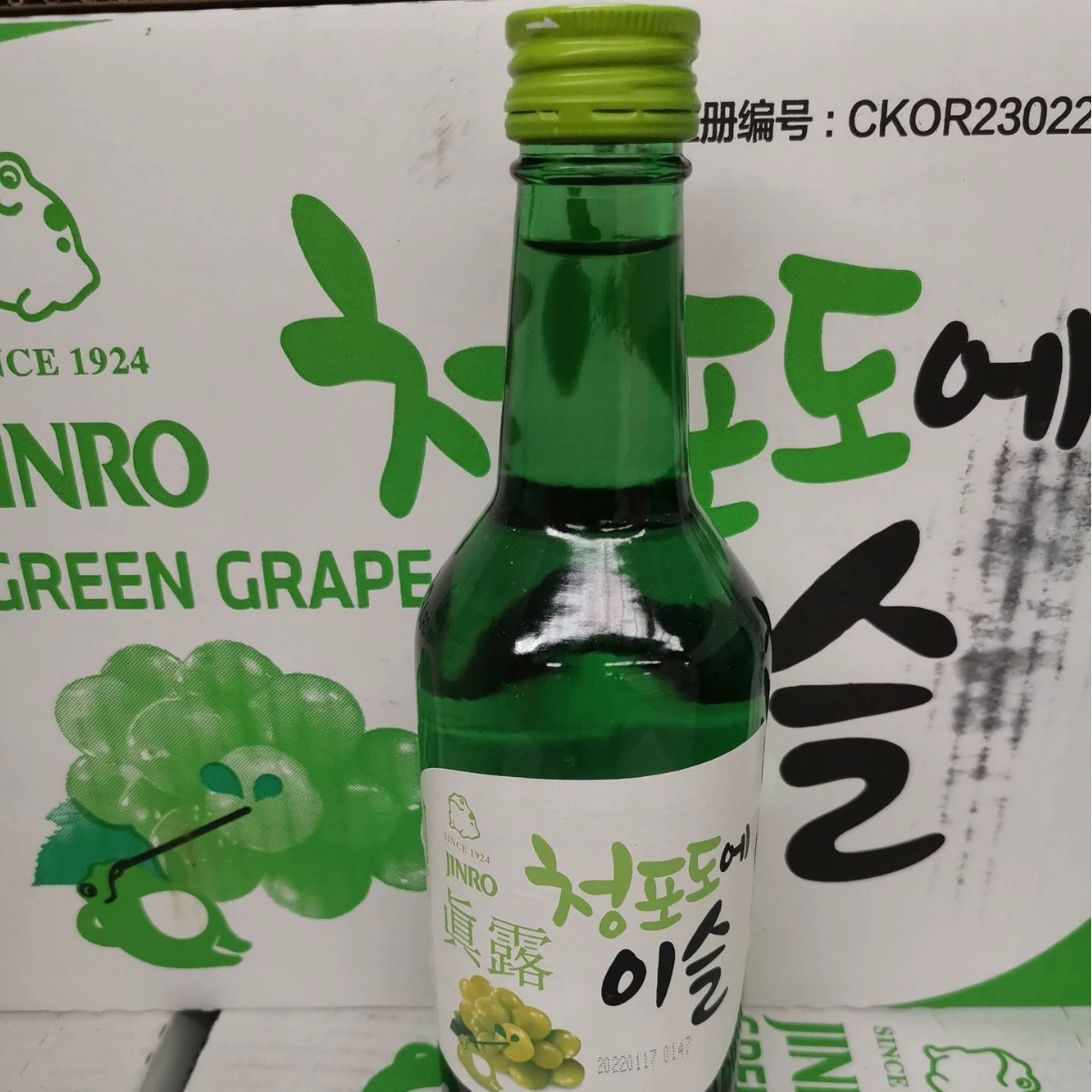Соджу (Jinro) 360 мл ×20 бутылок, assorted fruit flavors — strawberry, grapefruit, grape, peach, plum
