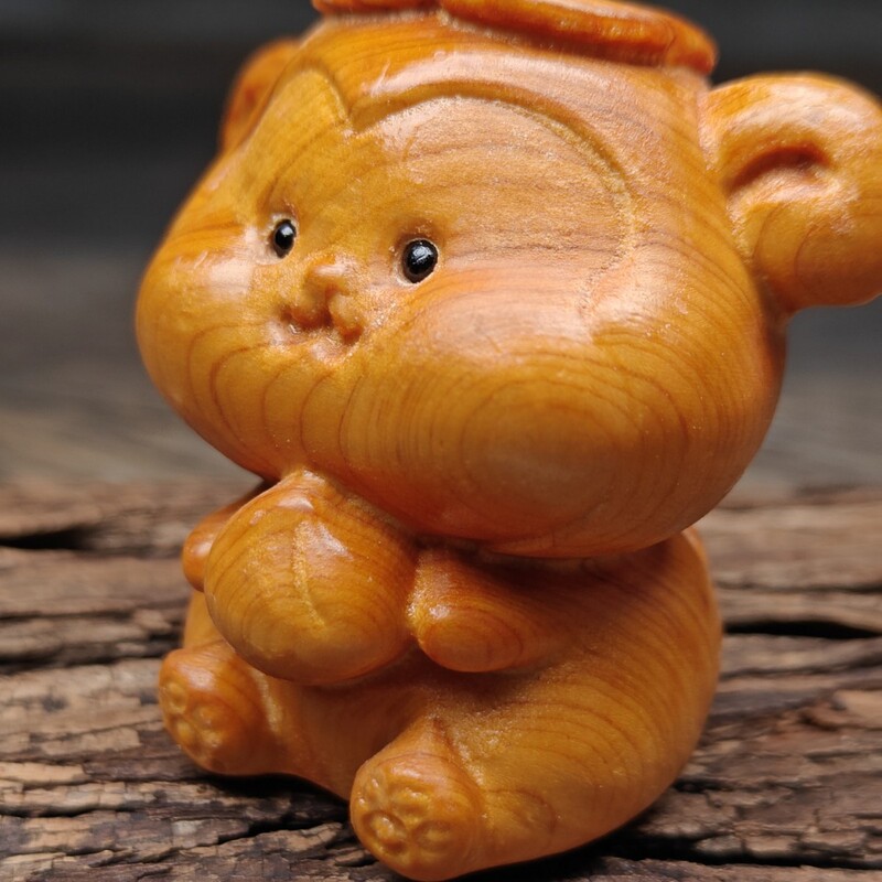 本物のシダーウッドの装飾品、手彫りの貔貅木彫り工芸品、マホガニー動物の天然作品、文具工芸品|undefined