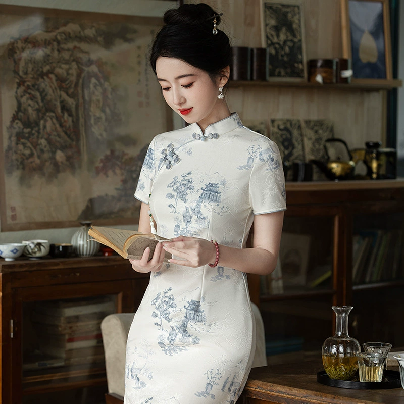 Национальный стиль ретро простой элегантный национальный ветер 2025 весна и лето новый элегантный темперамент с короткими рукавами улучшенный молодой жаккардовый чонсам