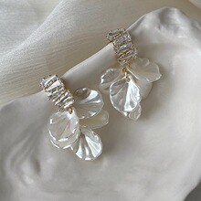 �y��~΢��ʯ������hŮС���OӋ�Еr�К��|�W�t�͹Ż�����h