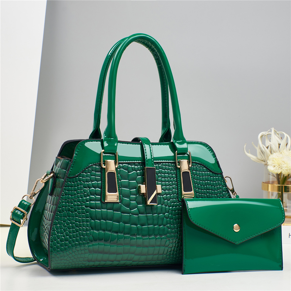 Pu Leather Material Women's Medium Pu Leather Solid Color Streetwear Square Zipper Bag Sets