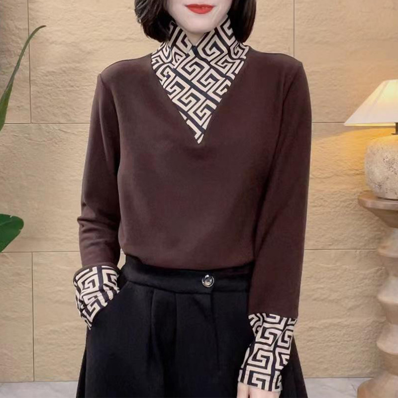 Half-High Collar Base Shirt, New Trendy Winter Style from Douyin, Stylish Inner Layer, Warm and Versatile, Patchwork Design Long-Sleeve T-Shirt Half-High Collar Base Shirt, New Trendy Winter Style from Douyin, Stylish Inner Layer, Warm and Versatile, Patchwork Design Long-Sleeve T-Shirt
