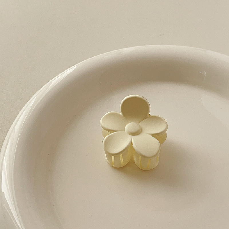 Elegant Lady Women's Flower Fish Shark Plastic Hair Clip Hair Claws display picture 11