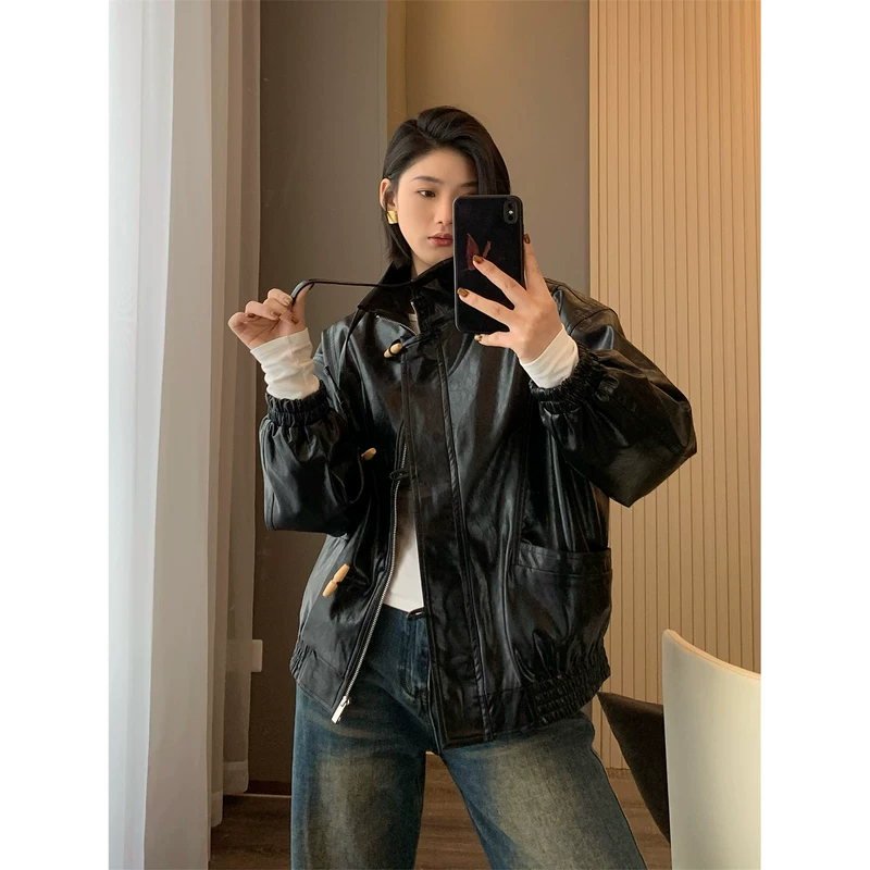 Zedejiayi Nordic cool girl~Retro motorcycle style glossy horn buckle collar silhouette jacket leather jacket