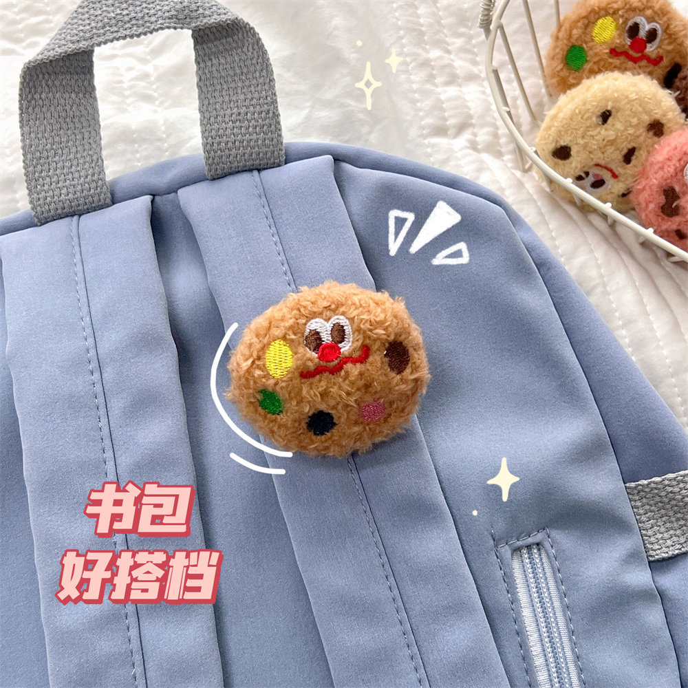 Nueva creativo galleta broche accesorios desgaste Pequeño Libro Rojo chica corazón lindo divertido comida muñeca