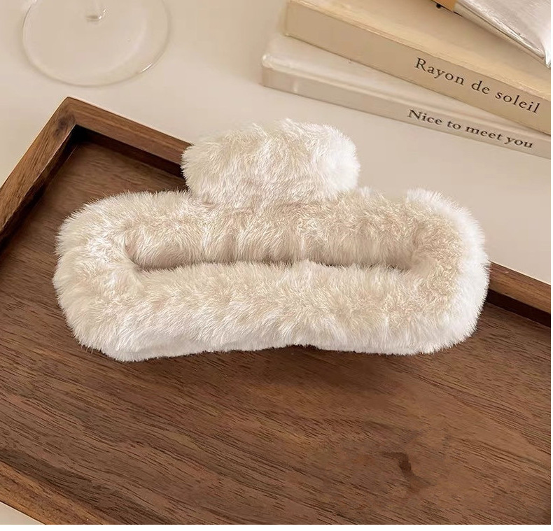 Plush Hair Clip For Women Simple Milk Coffee Colour Shark Clip_voghion.com