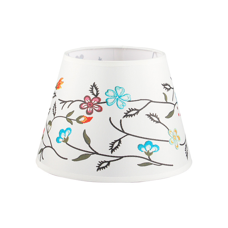 Patrón de bordado, pantalla de pegatina plana, proyecto de hotel, dormitorio, lámpara de mesa, sala de estar, candelabro de estudio, lámpara de pie, pantalla de tela