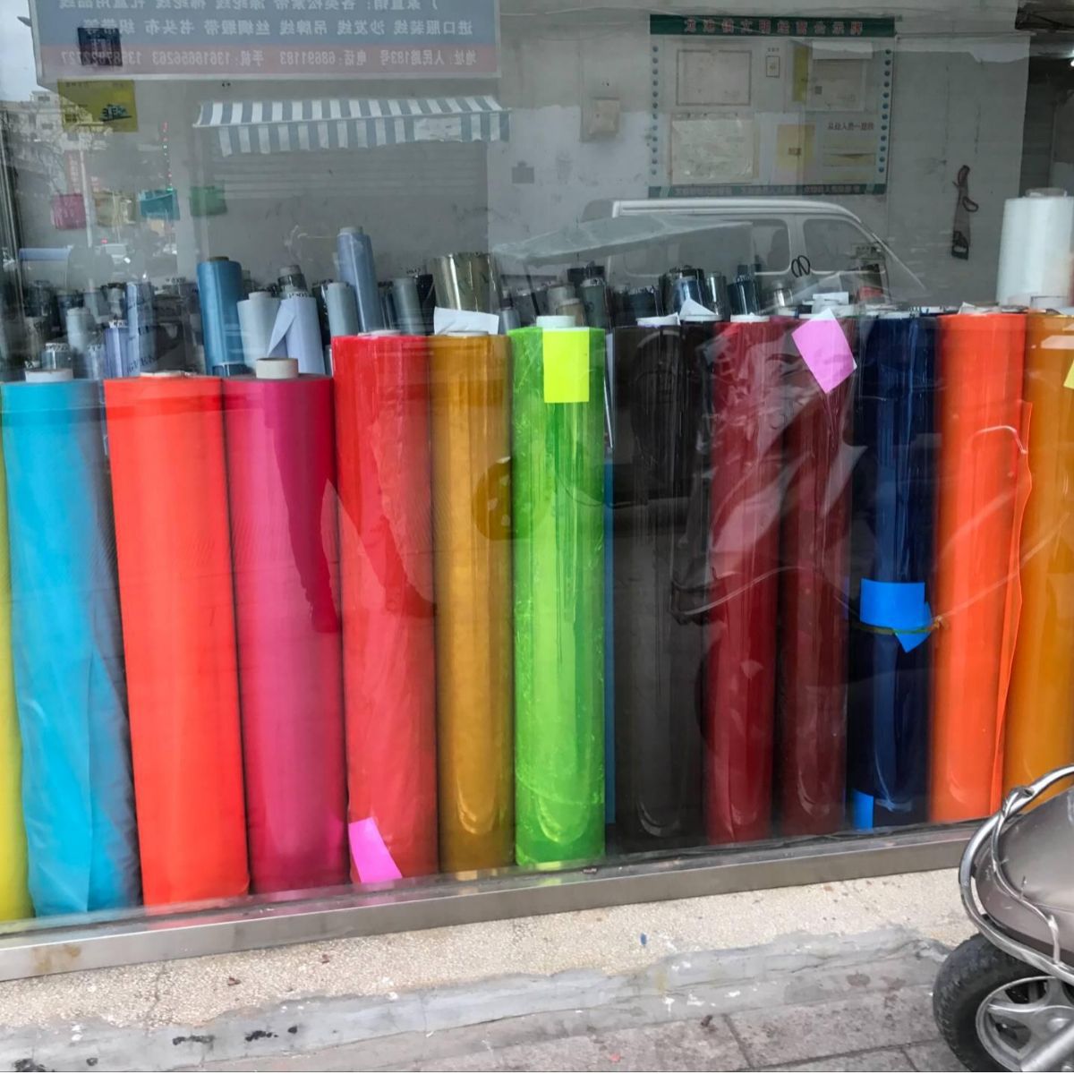 厂家供应pvc彩色塑料薄膜 塑料卷膜 塑料PVC材料批发