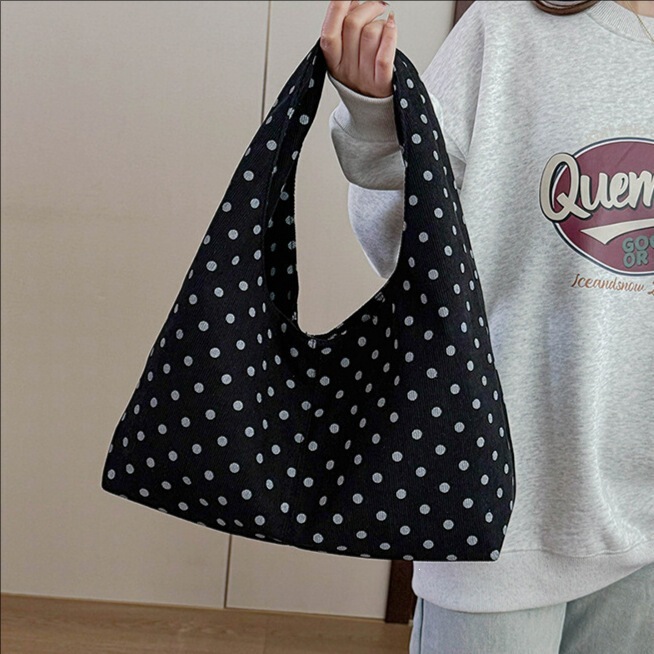 Popular Japanese and Korean niche polka dot underarm bag for women, large-capacity commuter tote bag, stylish and versatile shoulder bag Popular Japanese and Korean niche polka dot underarm bag for women, large-capacity commuter tote bag, stylish and versatile shoulder bag