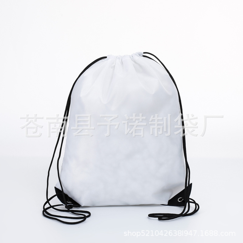 210d bolsa de cordón de poliéster en stock con cordón de hombro bolsa de almacenamiento transfronteriza mezclar y combinar traje de poliéster bolsa de cordón