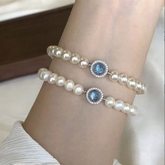 新中国式のレトロなブレスレットの大衆の精巧なデザインは高級感のある気質の親友のブレスレットに合わせてアクセサリーを作ります。