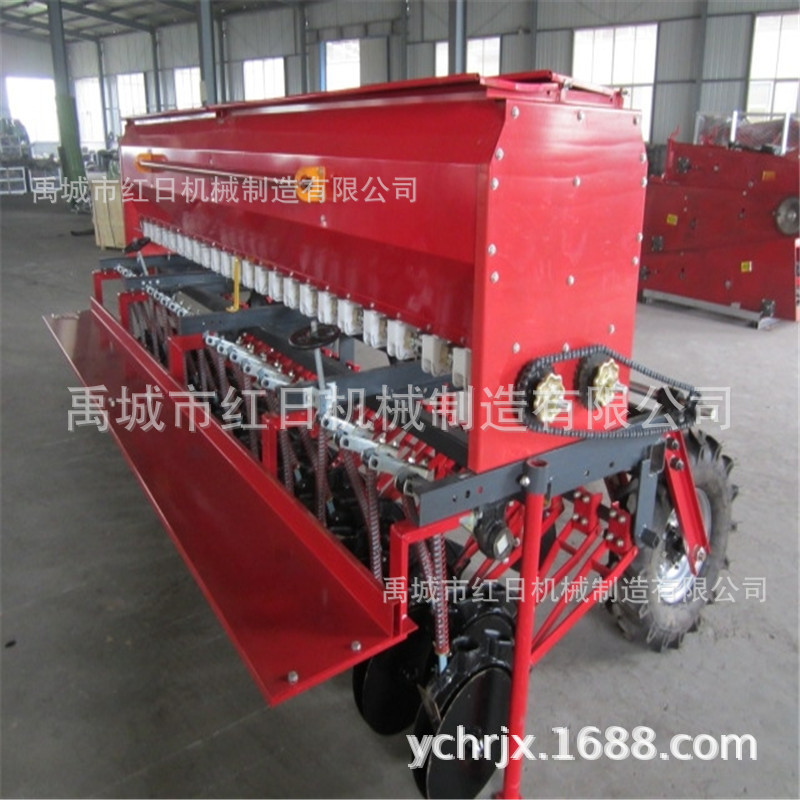 小麦播种机四轮拖拉机带圆盘开沟播种施肥镇压一体机