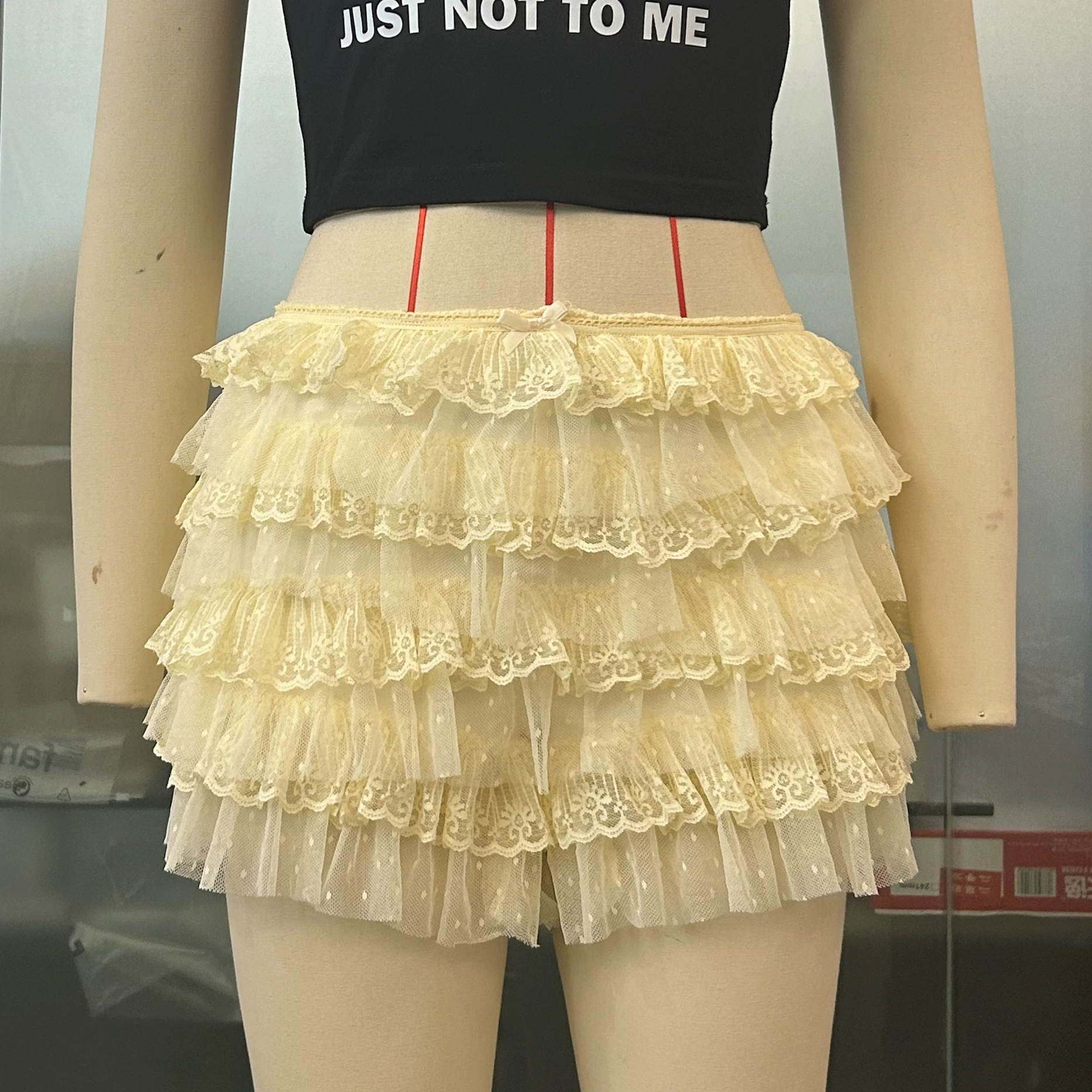 Cute trousers, sexy shorts, Lolita style, European style