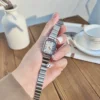 Серебристый (звеньевой ремешок, серебристый циферблат)