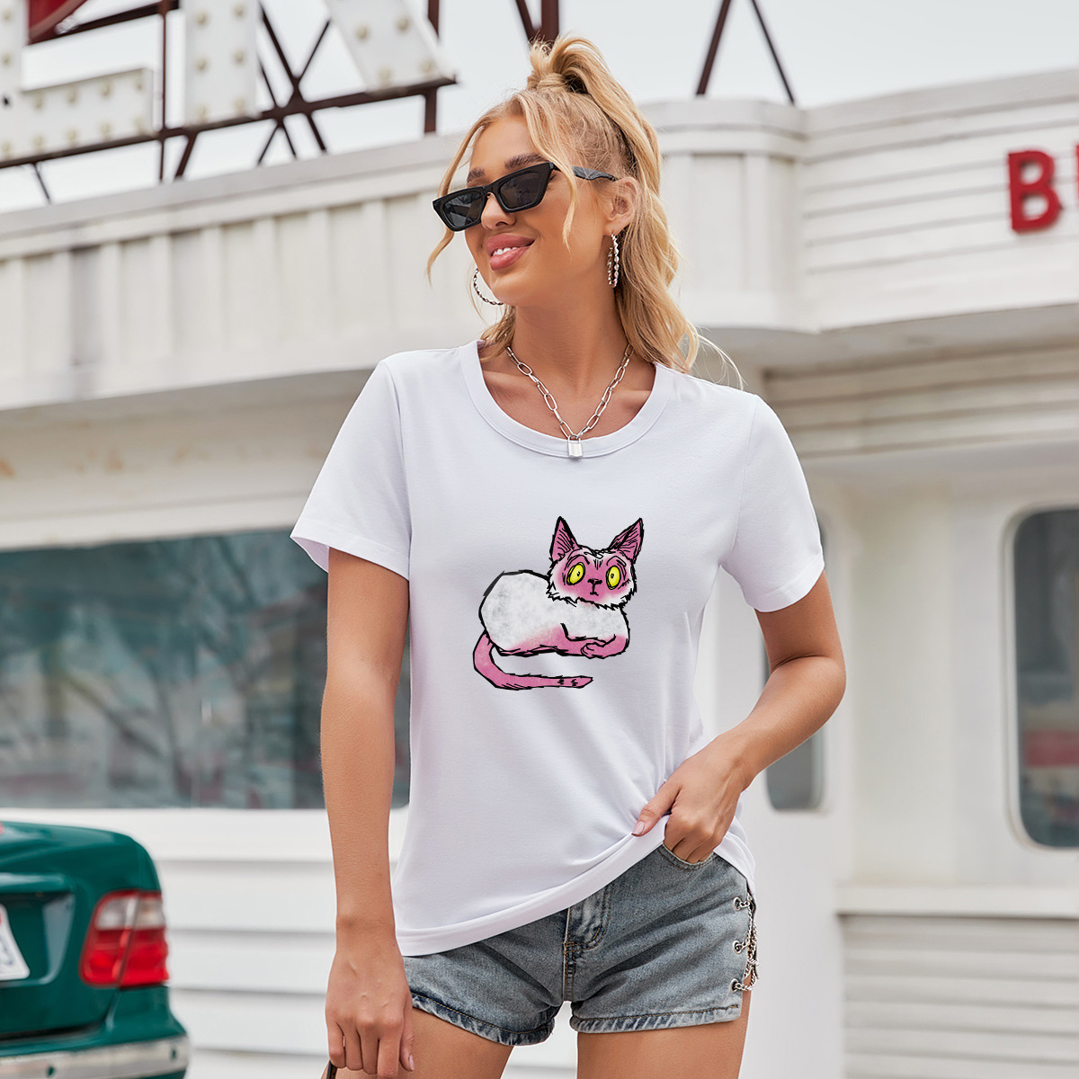 Camiseta de manga corta con estampado de gato lindo de dos colores para mujer, ropa de nihaostyles al por mayor NSGMX77858