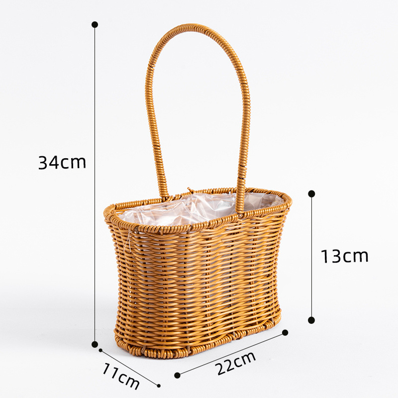 Woven handheld straw children's small basket