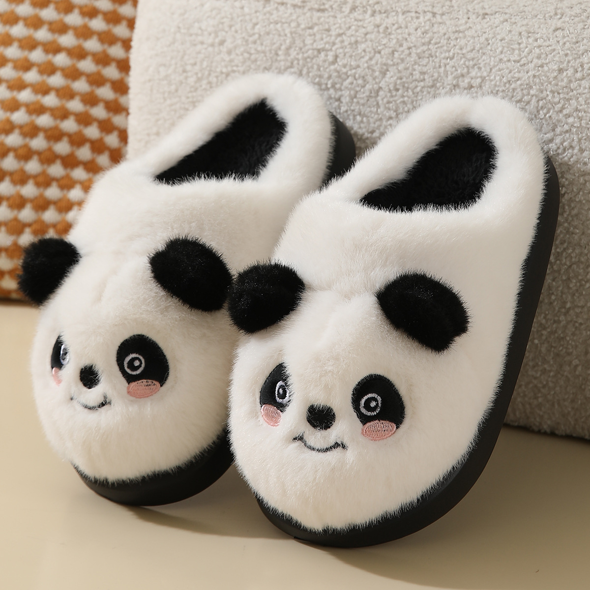 Transfronterizos de dibujos animados panda EVA zapatillas de algodón temu Amazon Shein Xiyin zapatillas de piel de camarón mujeres peluche