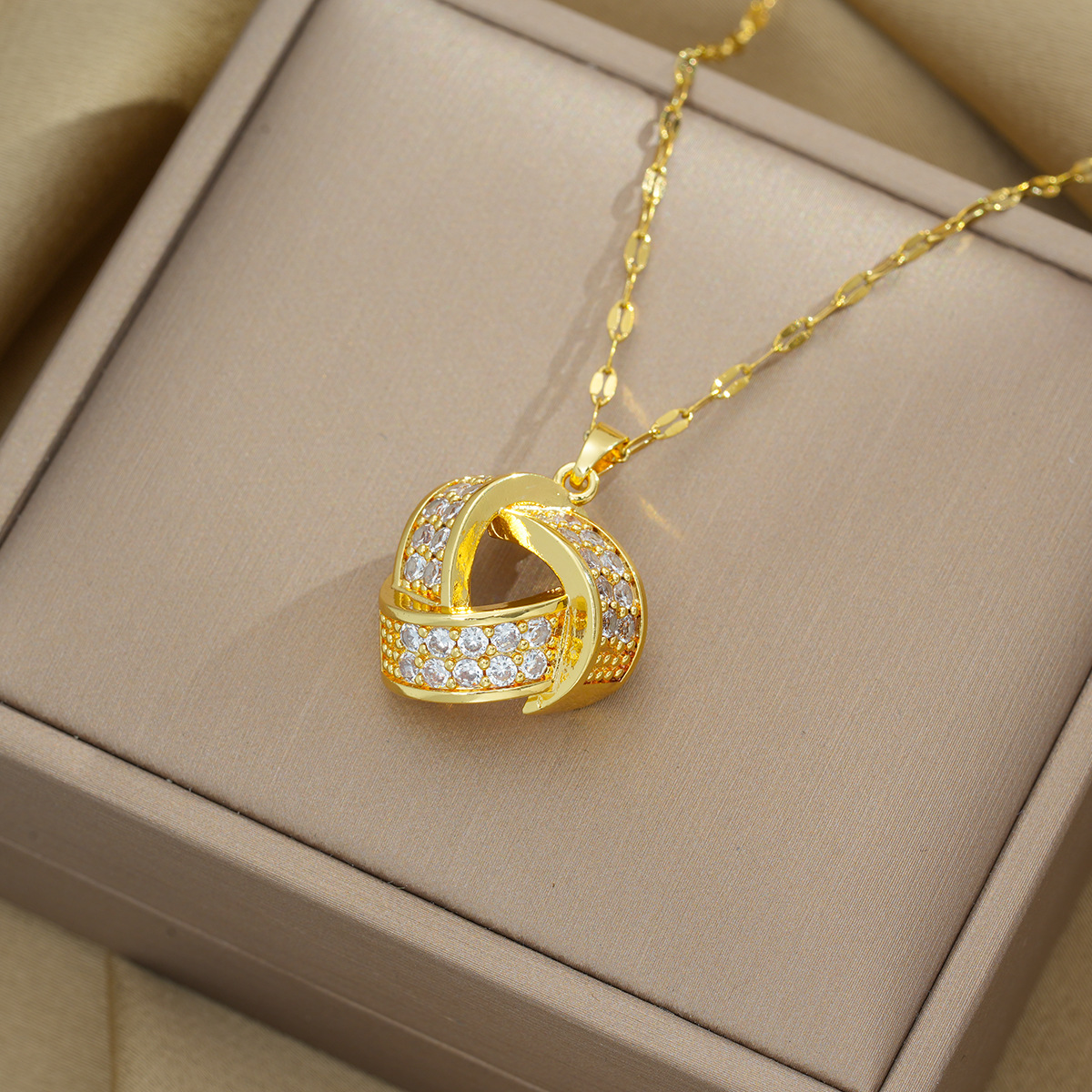 Jewelry & Accessories Internet Celebrity Fashion Simple Zircon Geometric Niche Light Luxury New Design Pendant Temperament Clavicle Chain_voghion.com
