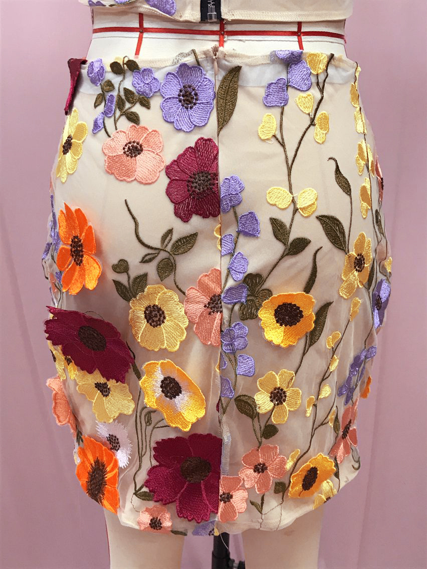 Spring Women Skirt High Grade Embroidered Crocheted Sleeveless Short Top Sheath Skirt Set Two Piece Set