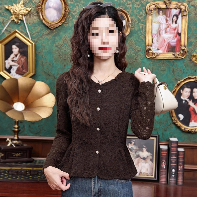 Fashion Lace Blouse for Women, Autumn 2025 New Stylish Waist-Cinching Slimming Long-Sleeve Base Shirt with a High-End Feel