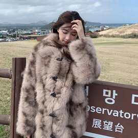 贵气千金牛角扣灰咖色仿狐狸毛绒外套女冬季新款洋气毛毛大衣