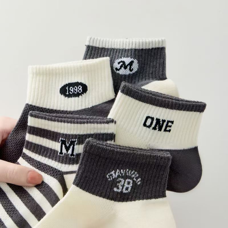 Calcetines para mujer, primavera y verano, calcetines finos para mujer japonesa, calcetines de barco de todo fósforo, calcetines transpirables, fábrica de calcetines Zhuji, calcetines para hombre al por mayor