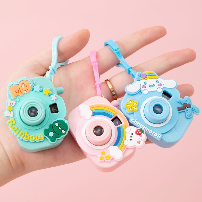 漫画発光投影カメラかわいいシミュレーションカメラバッグペンダントキーホルダー義烏の屋台の小さなおもちゃの供給|undefined