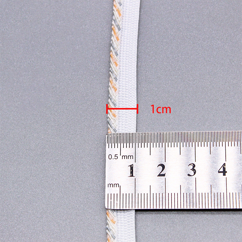 �������Ƶ�����ĸ�� ��װ����������1cm ñ�Ӵ��²�ɫ֯������