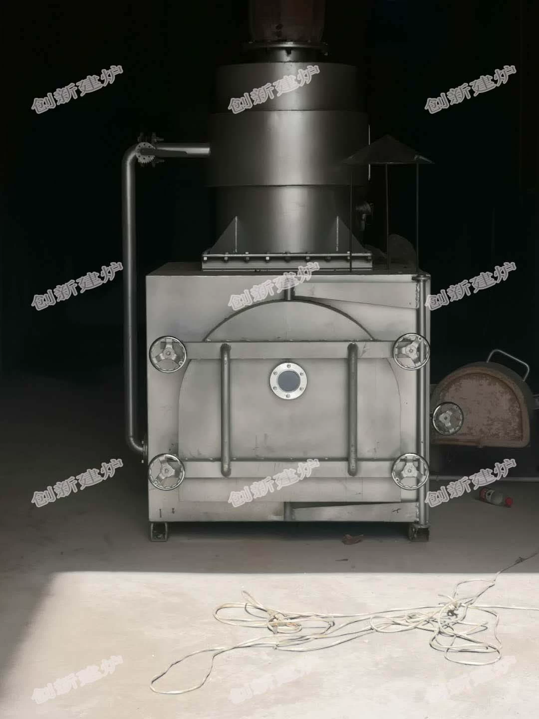 Производители поставляют крематоры для животных, чтобы обеспечить руководство, установку и отладку на месте, безвредное лечение домашних животных