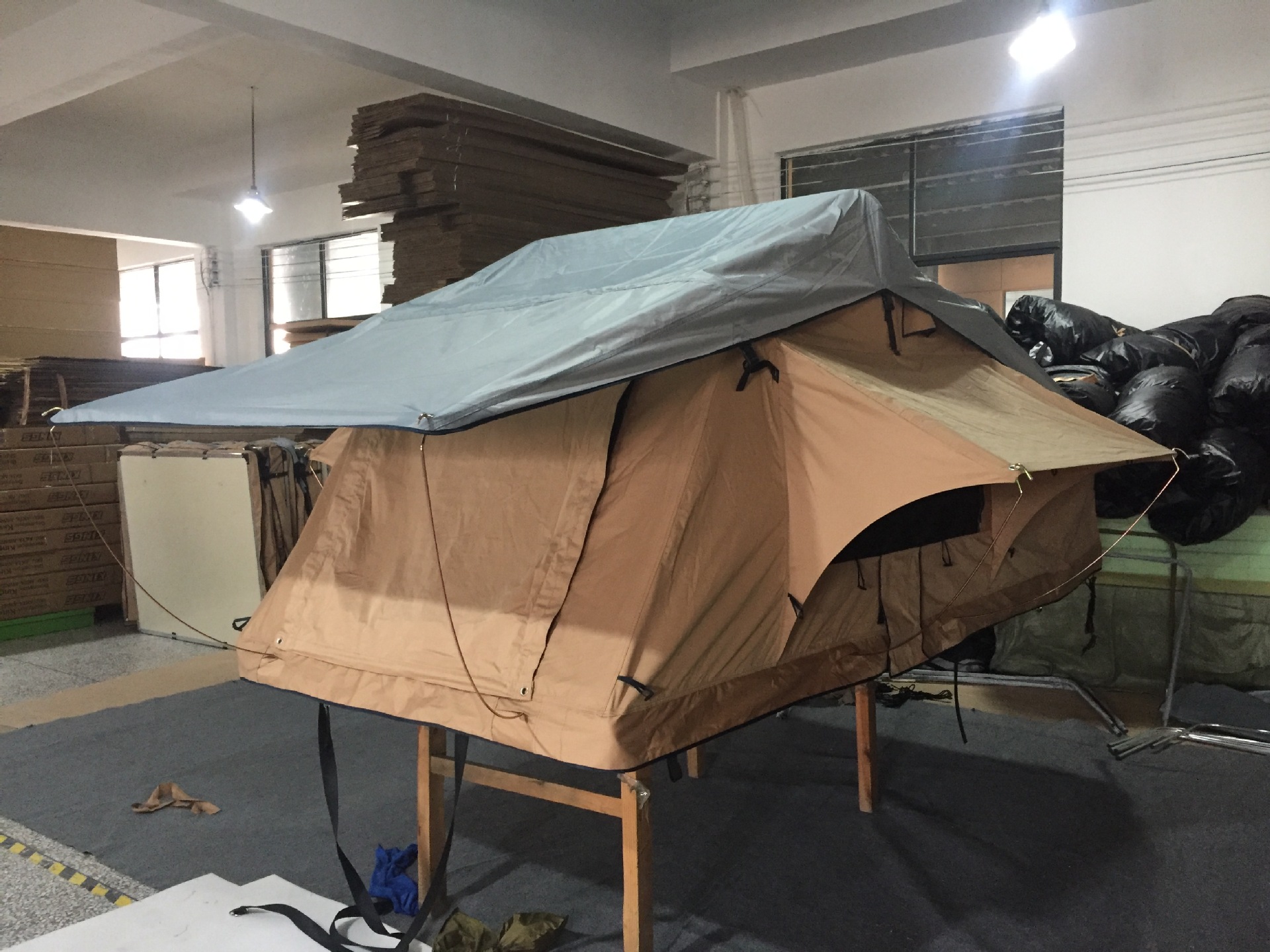 Cross-Border Extended Soft-Top Car Roof Tent, Vehicle-Mounted Outdoor Camping Equipment, Factory Wholesale