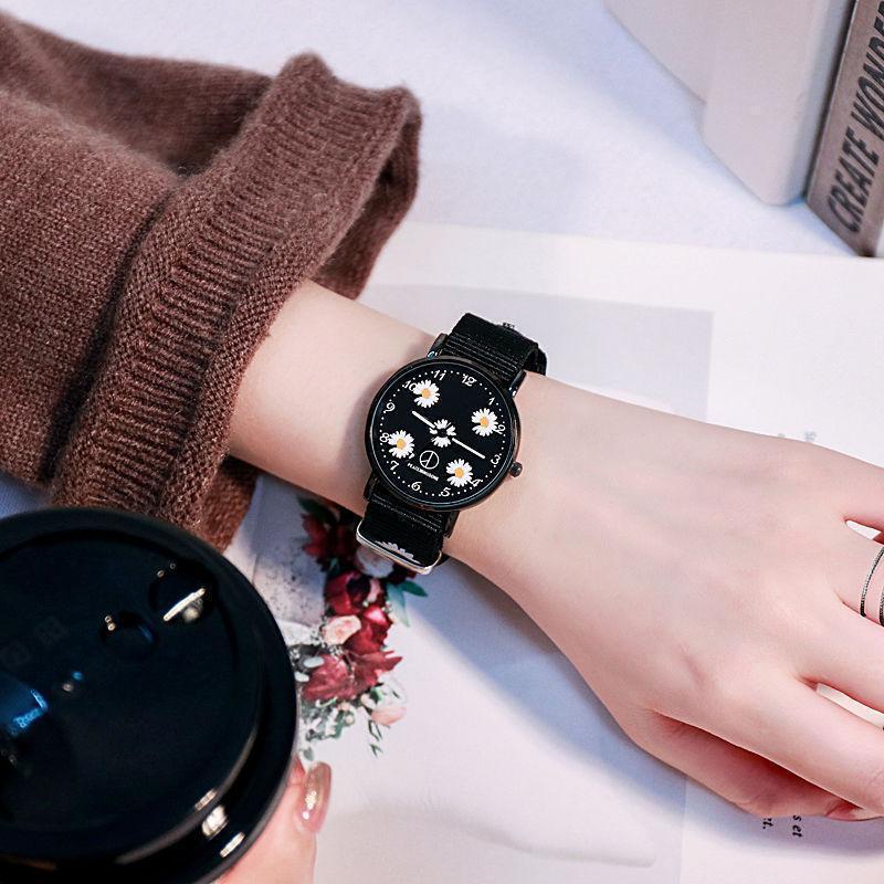 Nueva Daisy correa de lona reloj mujer estudiante pareja novias estilo coreano moda mismo estilo crisantemo correa de nylon reloj