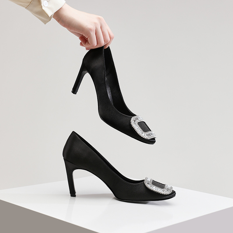 Round Toe Shoes Women's rv New Rhinestone Square Buckle Black High Heels Stiletto Middle Heel Wedding Shoes mb Satin Red Bridal Shoes