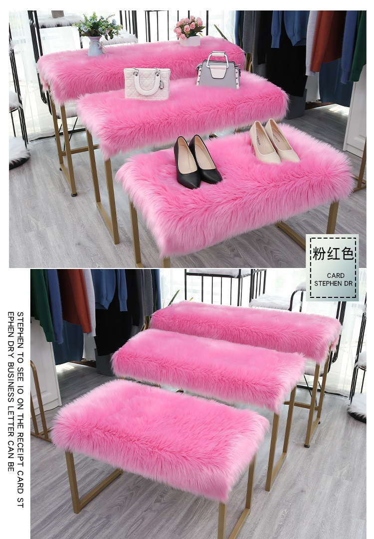 Blanket with a High-End Feel, Plush Mat for Exhibitions, Thickened Sleeping Pad, Transformation Magic Tool for Bedrooms, Plush Carpet for Covering the Entire Room