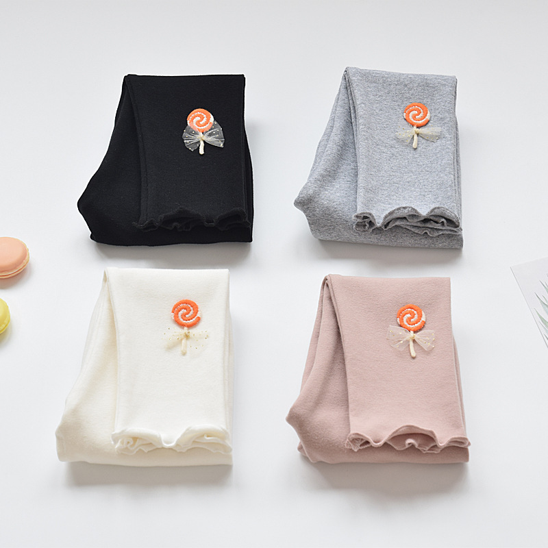 Polainas de las niñas Ropa de primavera y otoño Estilo occidental Algodón puro Bebé fino Ropa de otoño para niñas Pantalones largos para niños Ropa de otoño para niños