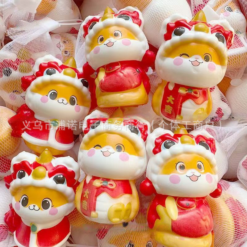 Baby esponja pellizco pellizco desprimir juguetes estandos parque premios de estudiantes de venta caliente jardín de infantes pequeños regalos del día de los niños