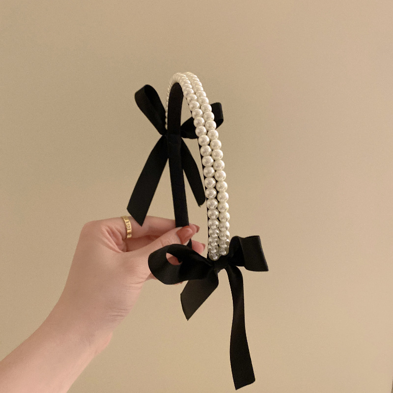 Schwarzes Perlen-Stirnband mit Schleife für Damen im Sommer, High-End-Retro-Stil, französischer Stil, elegantes Presse-Stirnband, koreanische Kopfbedeckung für Frauen_voghion.com