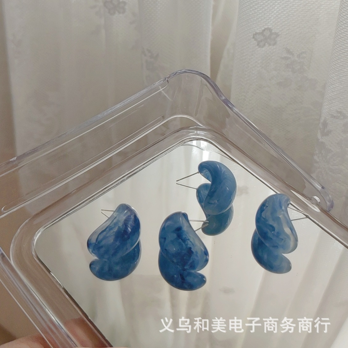 Summer quiet ocean blue round geometric earrings ins simple retro temperament Korean style curved earrings earrings