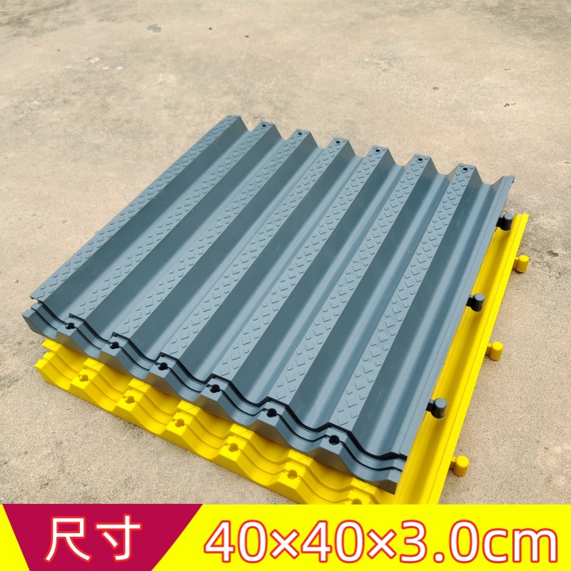 Rejilla de piso de la sala de lavado de autos, belleza de autos, parrilla de taller de lavado de autos, tablero de rejilla de drenaje de piso, tapete de plástico, ranura de excavación gratuita