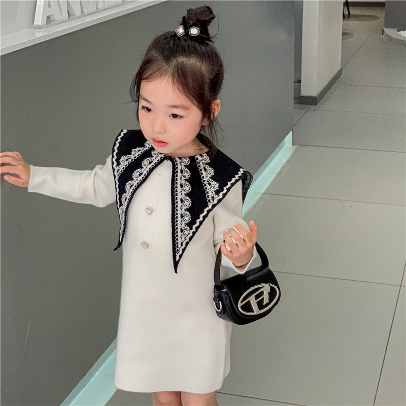 Bolso de los niños de las mujeres 2024 nueva moda mini silla bolsa niñas estilo occidental accesorios cadena mensajero bolsa monedero