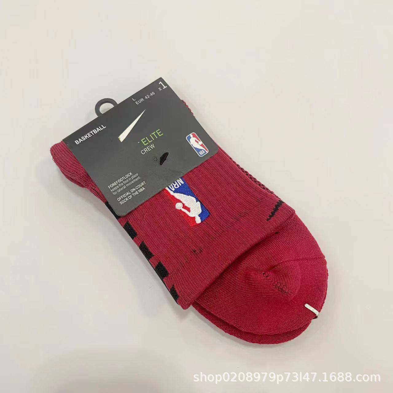 19 미디엄 레드와 블랙