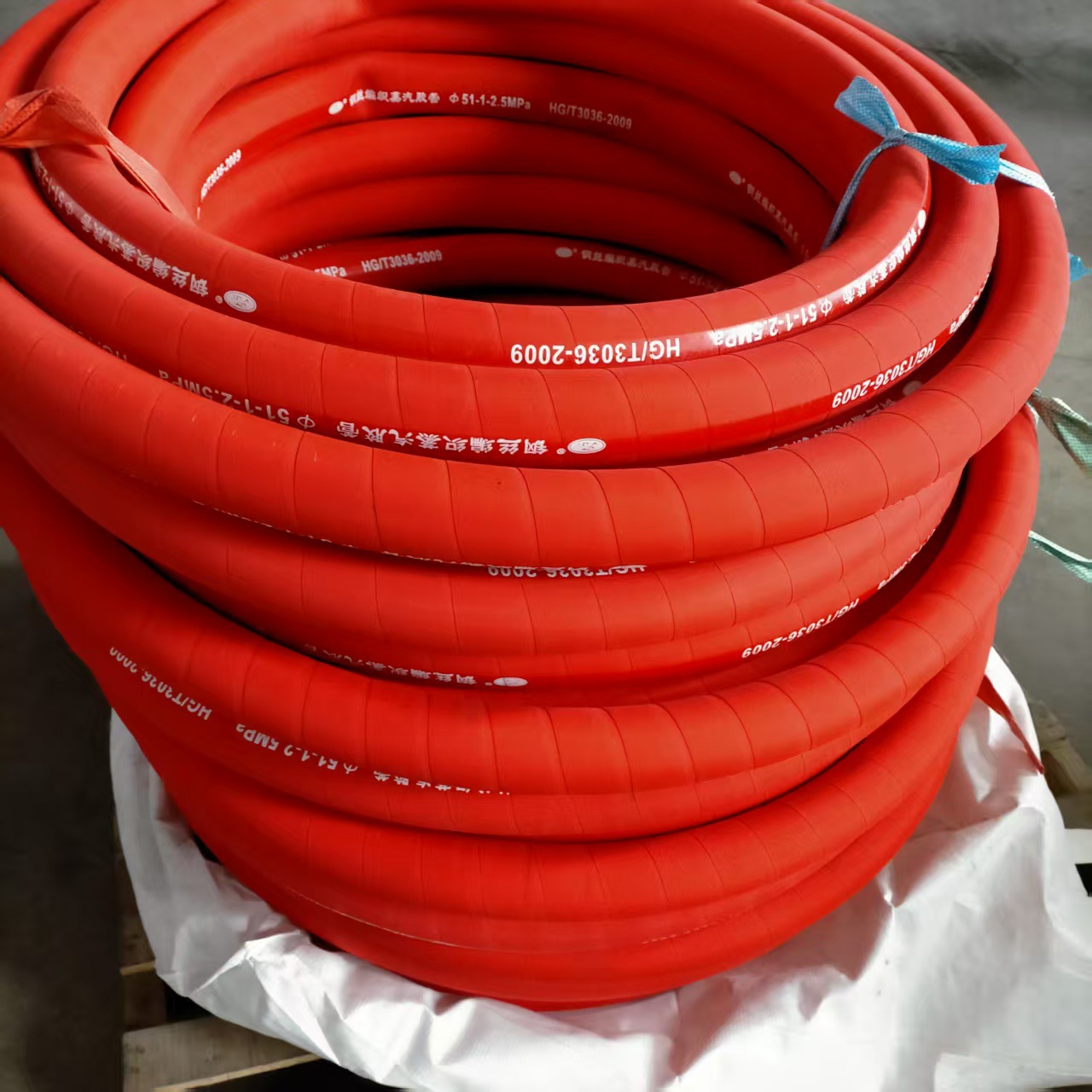 高压蒸汽胶管EPDM橡胶软管钢编红色蒸汽胶管耐高温耐热三元乙丙橡