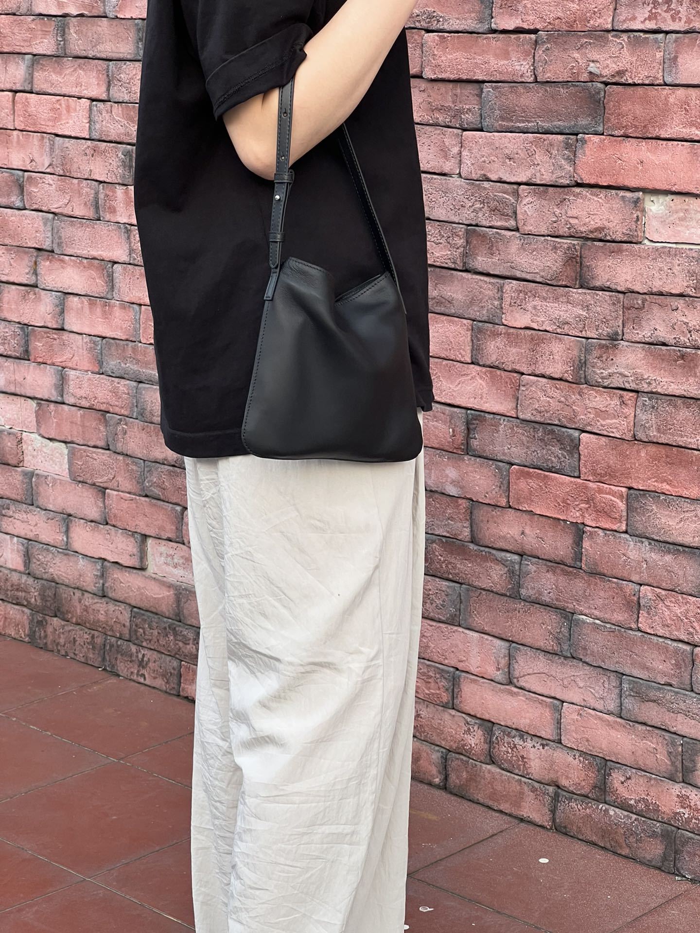 Premium Texture Retro Large Capacity Women's Bag 2025 New Trendy Crossbody Fashion Single Shoulder Bucket Bag - Thumbnail 6
