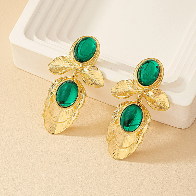 19g Weight Ear Studs Classification 1 Pair Quantity Holiday Occasion Alloy Material Oval Pattern Women's Gender Inlay Design Retro Style 1 Pair Retro Oval Inlay Alloy Ear Studs 15
