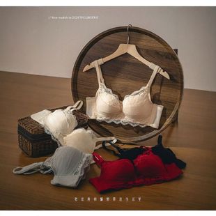 ��ʽ�ٽz����ŮС�ؾ۔n�ո�����´������{�����@�󲻿ձ�������
