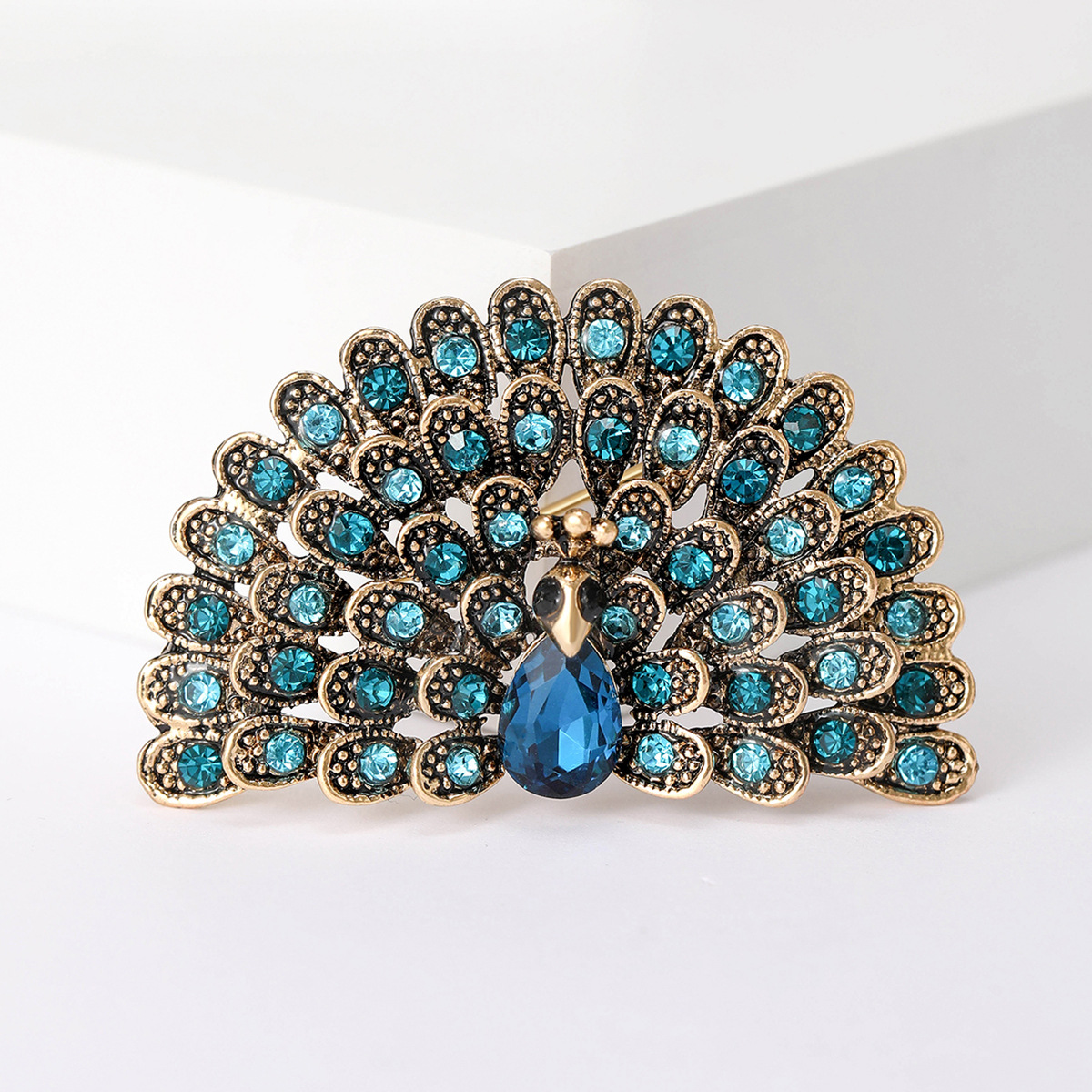 16g Weight Rhinestones Inlay Material Brooches Classification Banquet Occasion Alloy Material Peacock Pattern All Seasons Season Women's Gender Inlay Design Retro Style Retro Pin Peacock Alloy Inlay Rhinestones Women's Brooches 12