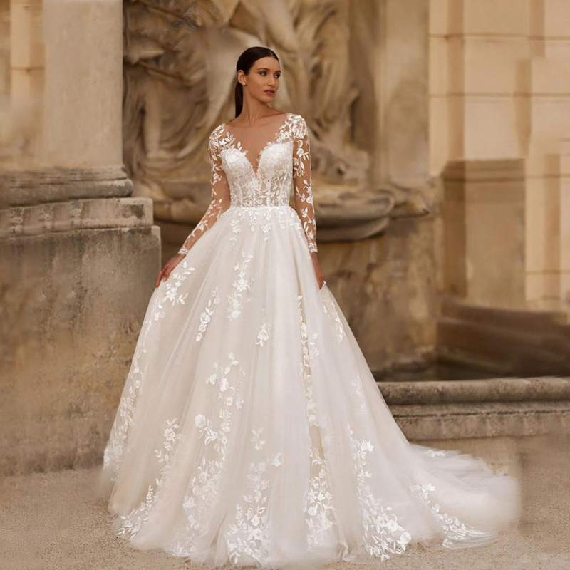 Cross-Border European and American Tail Wedding Dress Design, Slim-Fitting Bride, Light Luxury Wedding Dress, Outdoor Wedding Dress, Fairy Wedding Dress Cross-Border European and American Tail Wedding Dress Design, Slim-Fitting Bride, Light Luxury Wedding Dress, Outdoor Wedding Dress, Fairy Wedding Dress