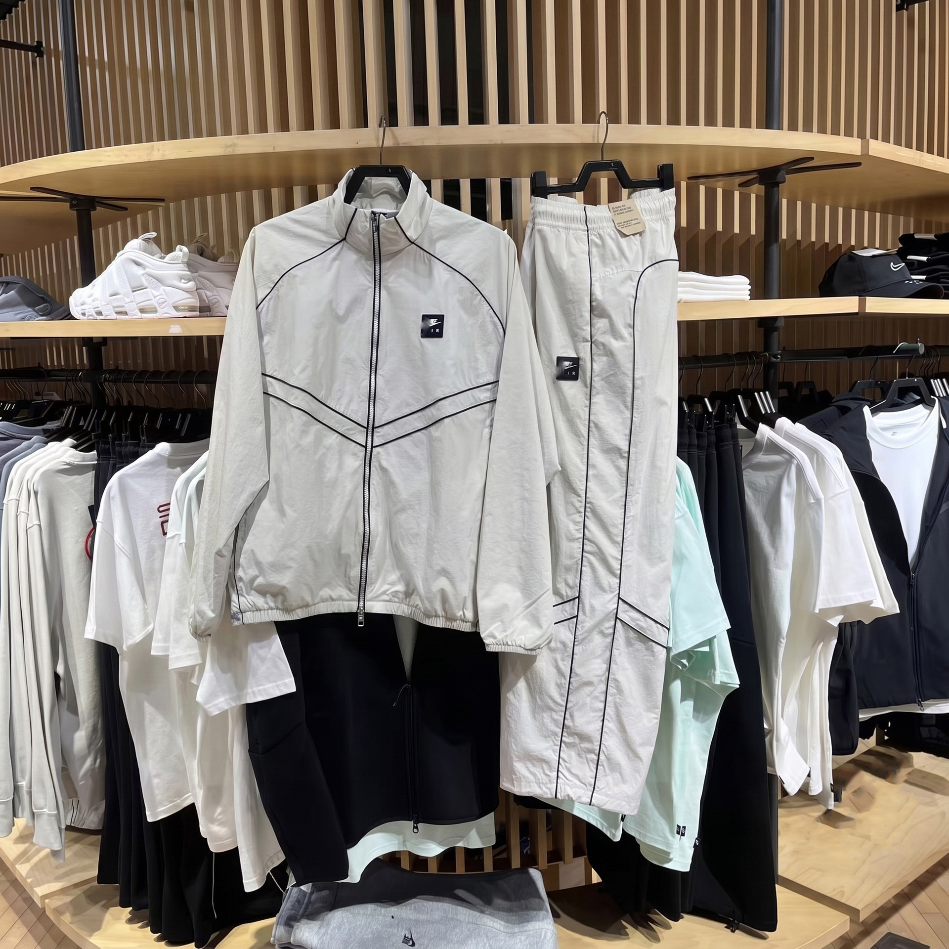 2026 Spring and Autumn Unisex Sports Casual Suit New Stand Collar Running Outdoor Unisex Jacket Windbreaker